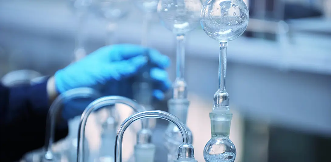 Quartz reactors and laboratory quartzware for chemical engineering research