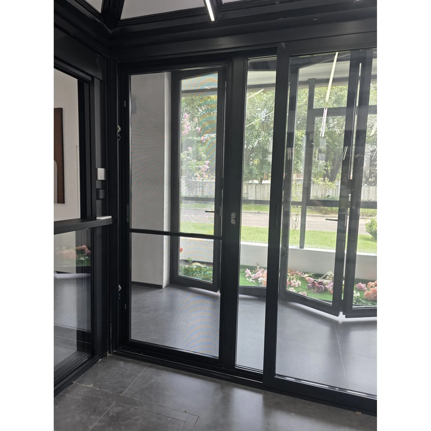 Aesthetic Self Latch Balcony Aluminium External Pocket Sliding Door