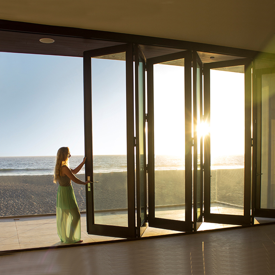 Factory Price Wholesale Mall Large Folding Glass Door Partition Curtain Wall Bi-Folding Door Bi-Fold Glass Patio Door