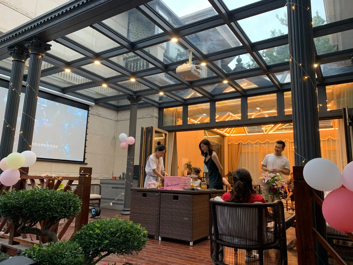 Energy Efficient Aluminum Conservatory with Tempered Glass Roof for Living Space