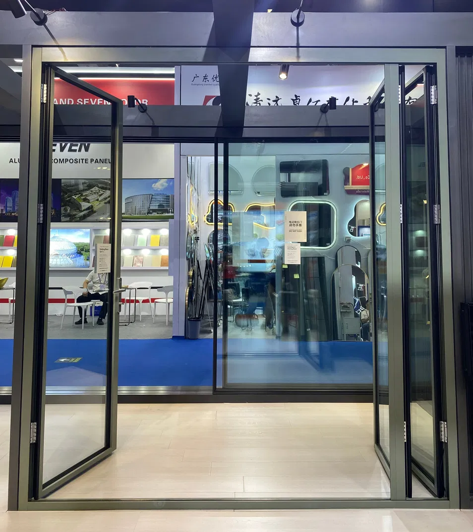 Folding Door Detail 2