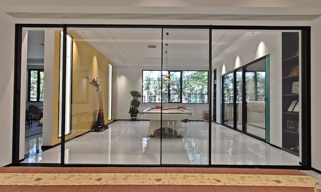 Panoramic Easy to Install Slim Aluminum Alloy Frame Tempered Glass Sliding Balcony Glass Door