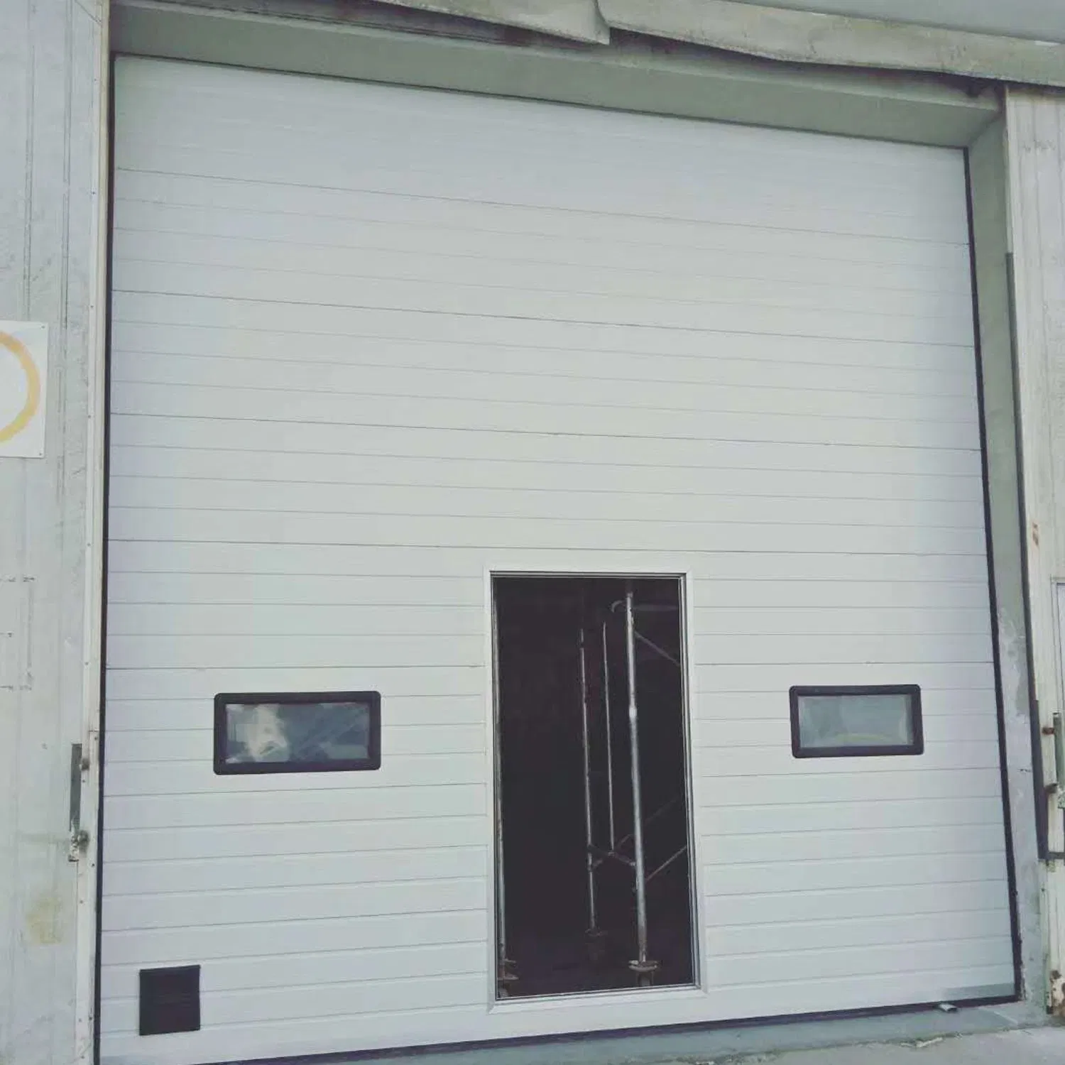 Industrial Sectional Cold Storage Automatic Door with Delay Timer and Motion Activation Sensor