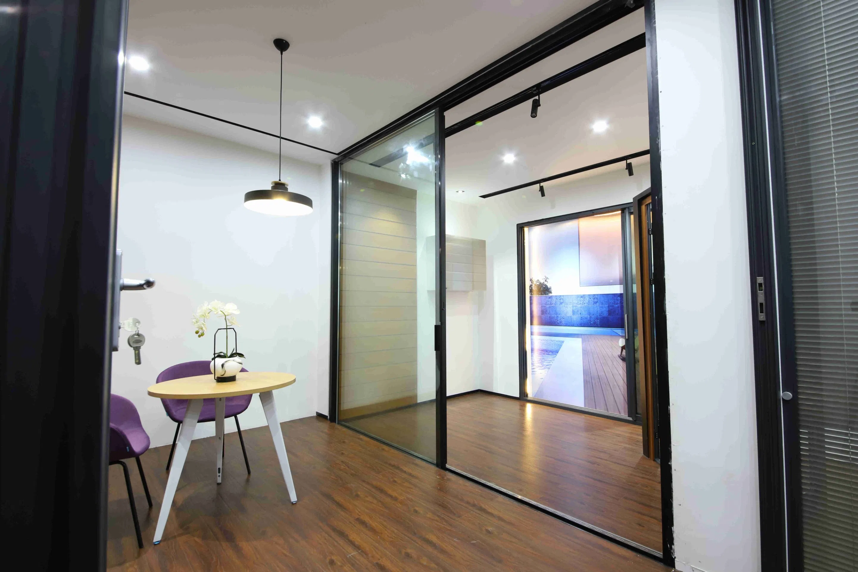 Customized Slim Sliding Glass Door with a Large Panoramic View