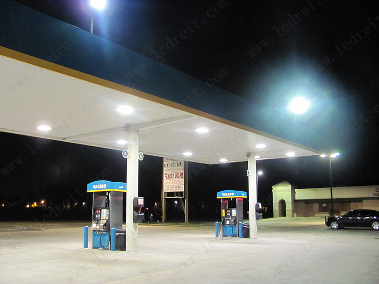 50W to 100W Square LED Canopy Lights for Petrol Station Waterproof Surface Mount Commercial LED Canopy 5 Years Warranty