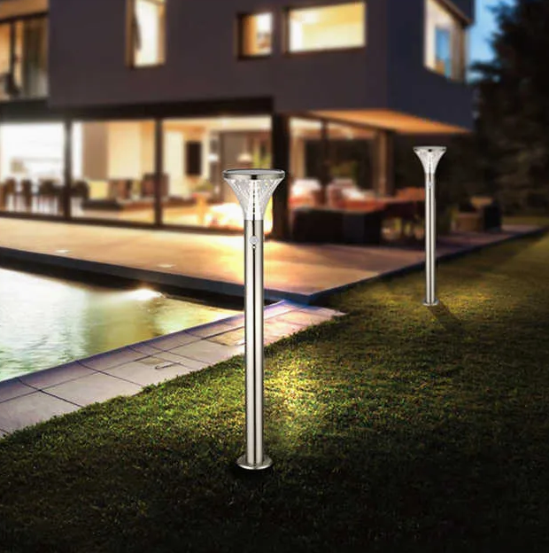Solar Waterproof IP65 LED Bollard Post Light Die-cast Aluminum Dimmable 5-Year Warranty 120 Beam Angle 5000K/6000K Garden