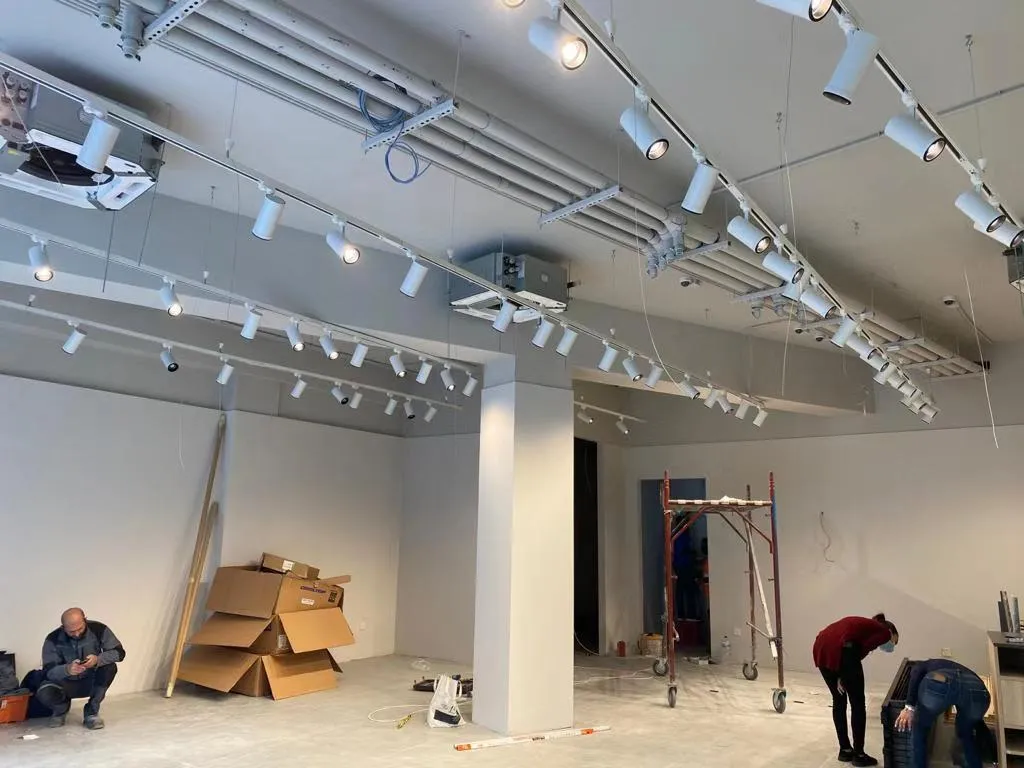 Gallery Lighting