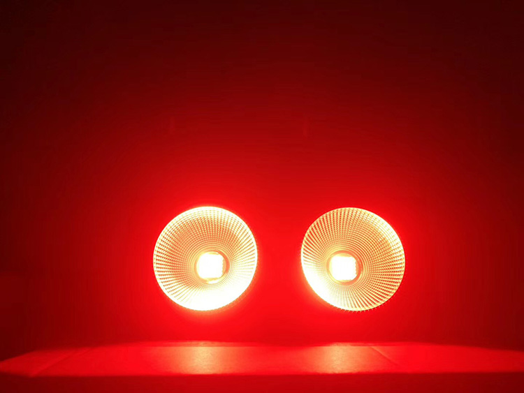 High Bright RGBW Cob Studio Stage LED Par Light Hot Welcome 2-Eye LED Blinder Spotlight for Weddings and Stages DMX Led