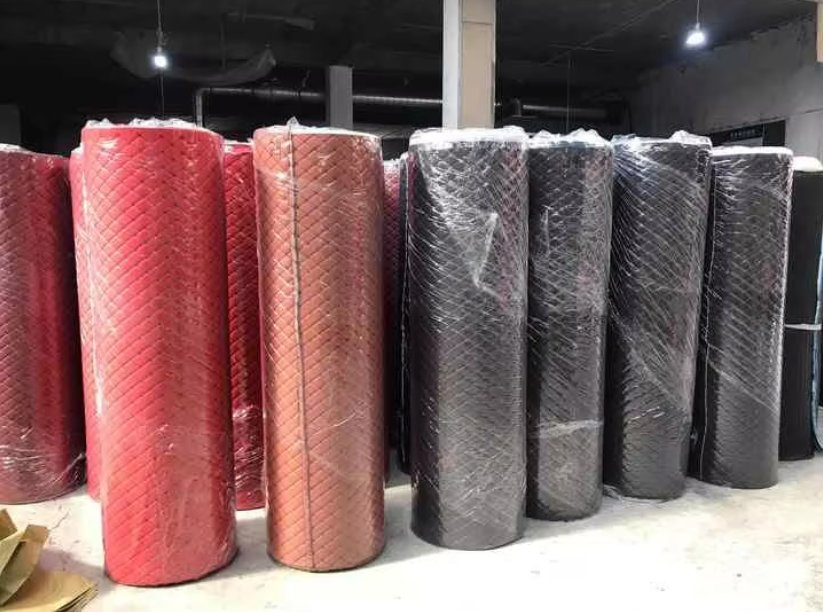 50-Pack Alfombrillas de Piso Desechables Negras para Automóviles 19.6X15.7 Pulgadas Protectores de Automóviles de Alta Resistencia para Lavado y Detalle - Ajuste Universal Almohadillas para Pies de Vehículo Portátiles
