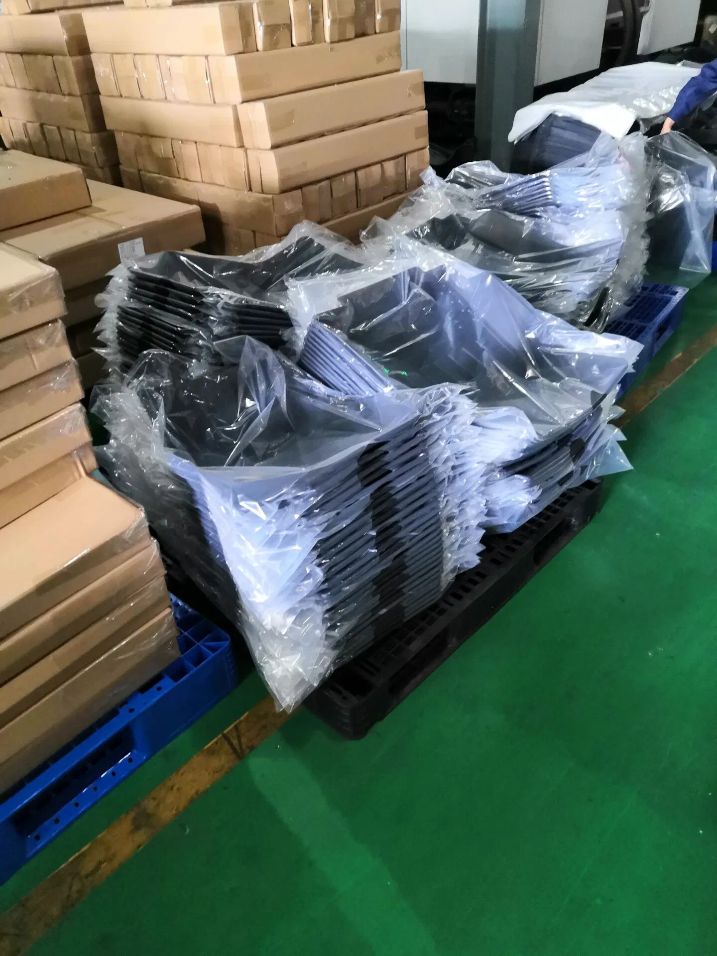 Venta al por mayor de fábrica 3D 5D Tapete de piso y tapete de carga de TPE personalizados para Tesla Modelo 3 Tapete de maletero