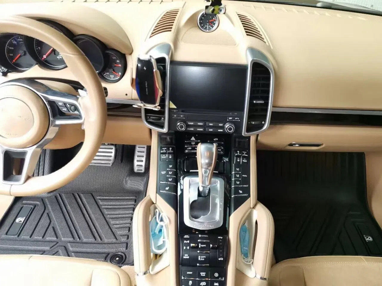 Alfombrillas de coche de lujo personalizadas y a la venta 3D 5D TPE impermeables para Toyota Wigo 2015-2019