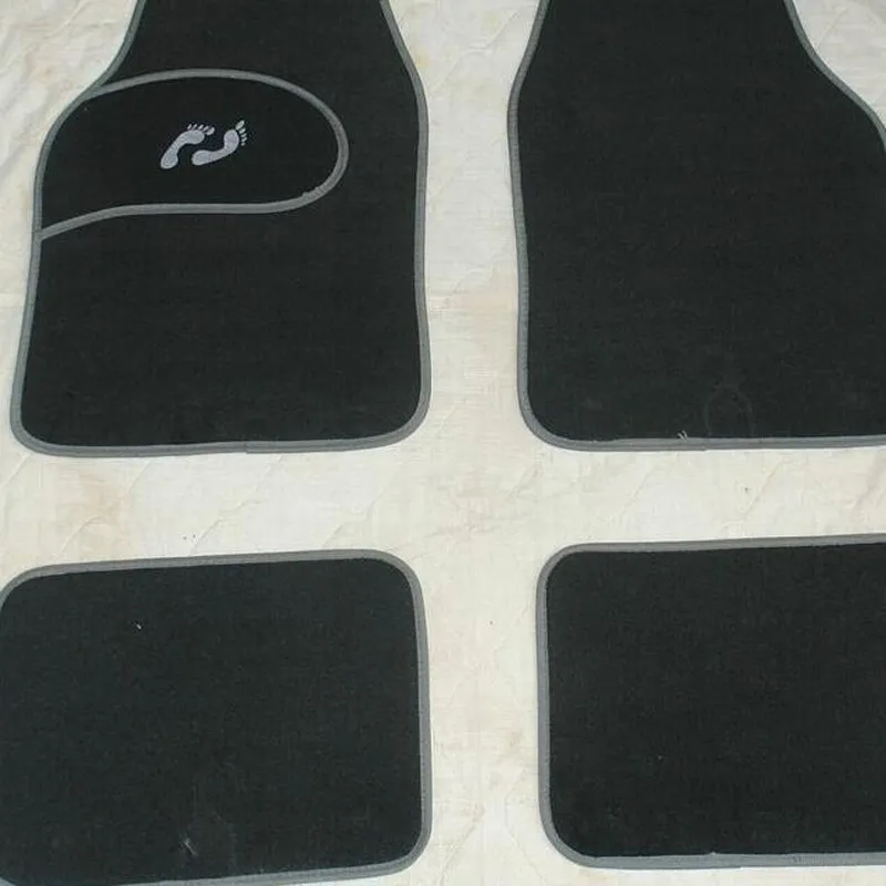 4PCS/Set Alfombrillas de coche universales antideslizantes de cuero PVC