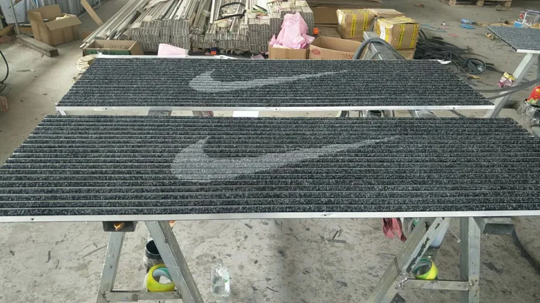 Alfombra de Piso Exterior de Alta Resistencia para Uso Versátil