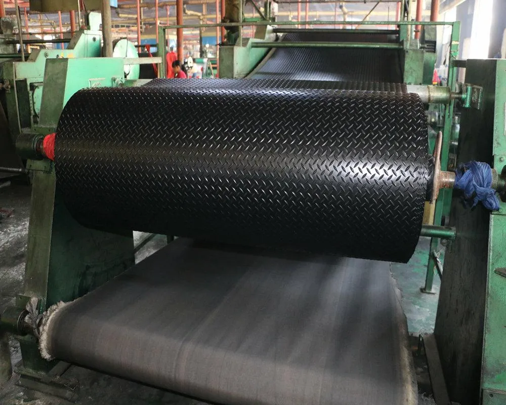 Alfombrilla de goma industrial reforzada con fibra resistente al desgaste para camiones en minería / cantera