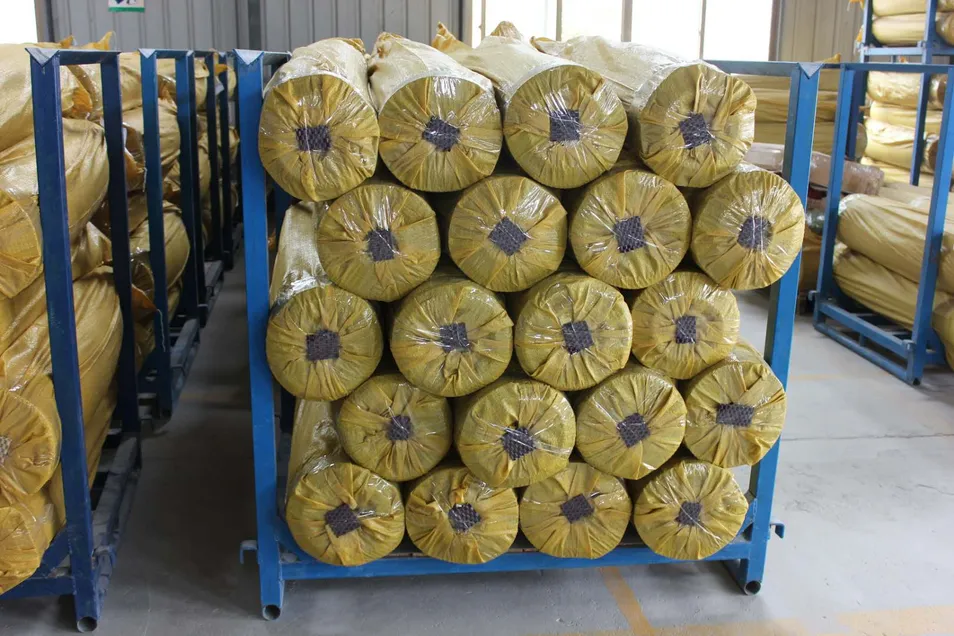 Alfombrilla de coche de PVC duradera: segura para el medio ambiente y resistente a las inclemencias del tiempo