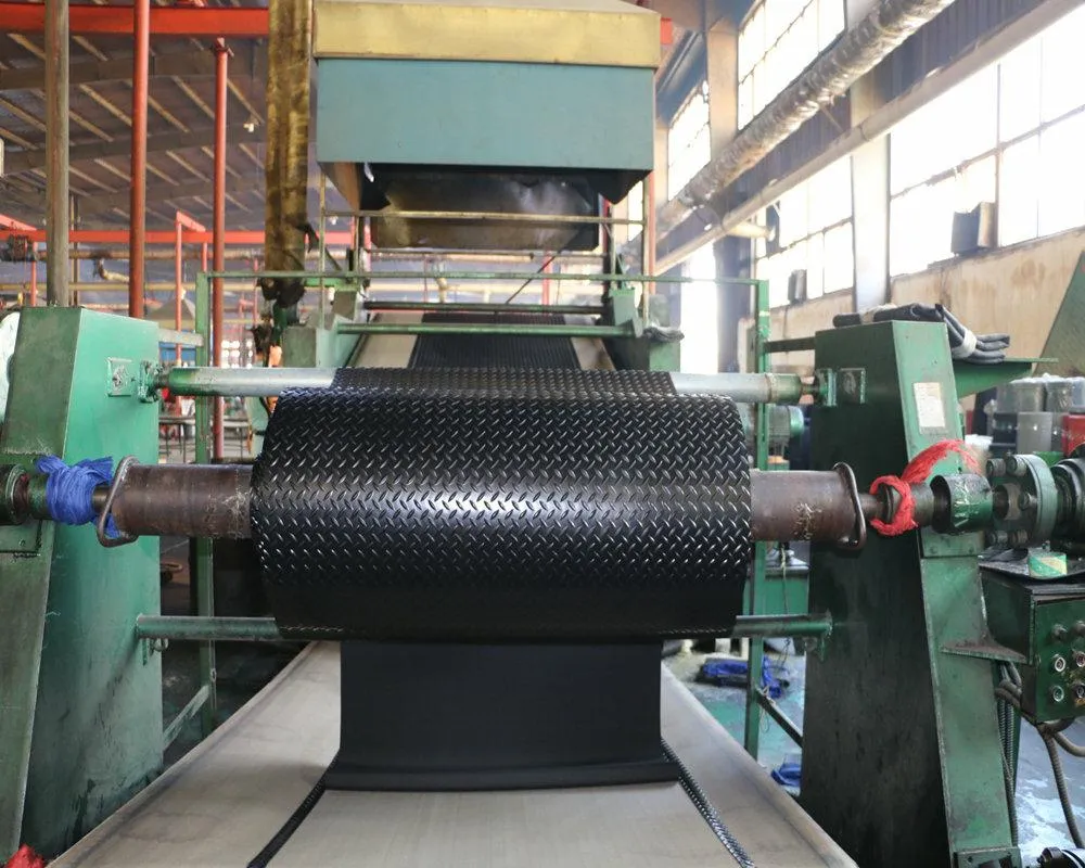 Alfombrilla de goma industrial reforzada con fibra resistente al desgaste para camiones en minería / cantera