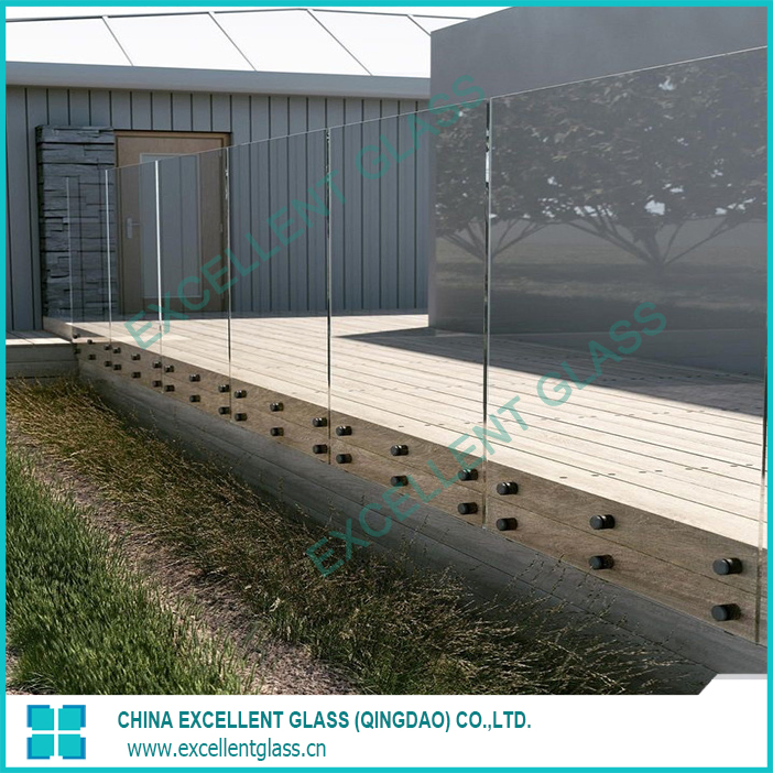 Railings/Pool Fencing/Balustrade/Curved/Bullet-Proof/PVB/Sgp/Laminated/Enamelled/Tempered/Toughened/Rain/Fluted/Tinted/Patterned/Self-Clean/Glass