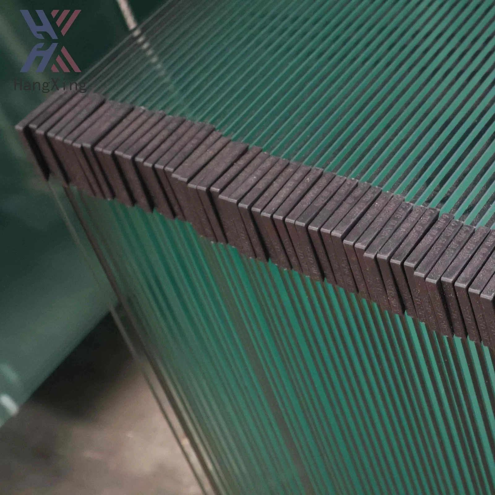 Self-Cleaning Tempered Glass with Nano-Coating, Hydrophilic, 10mm Thick for Facades