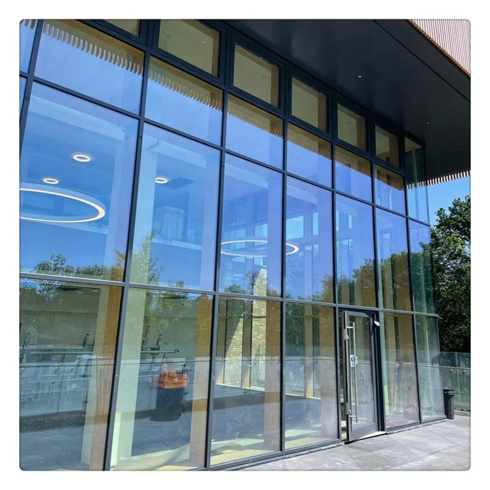 Reflective Glass Panels for Solar Control in High-Rise