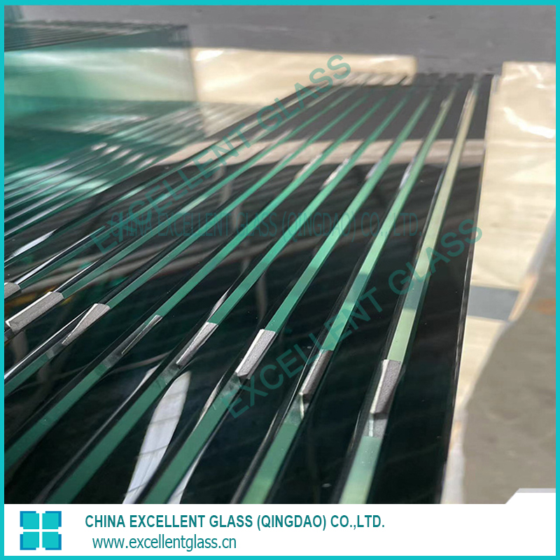 Railings/Pool Fencing/Balustrade/Curved/Bullet-Proof/PVB/Sgp/Laminated/Enamelled/Tempered/Toughened/Rain/Fluted/Tinted/Patterned/Self-Clean/Glass