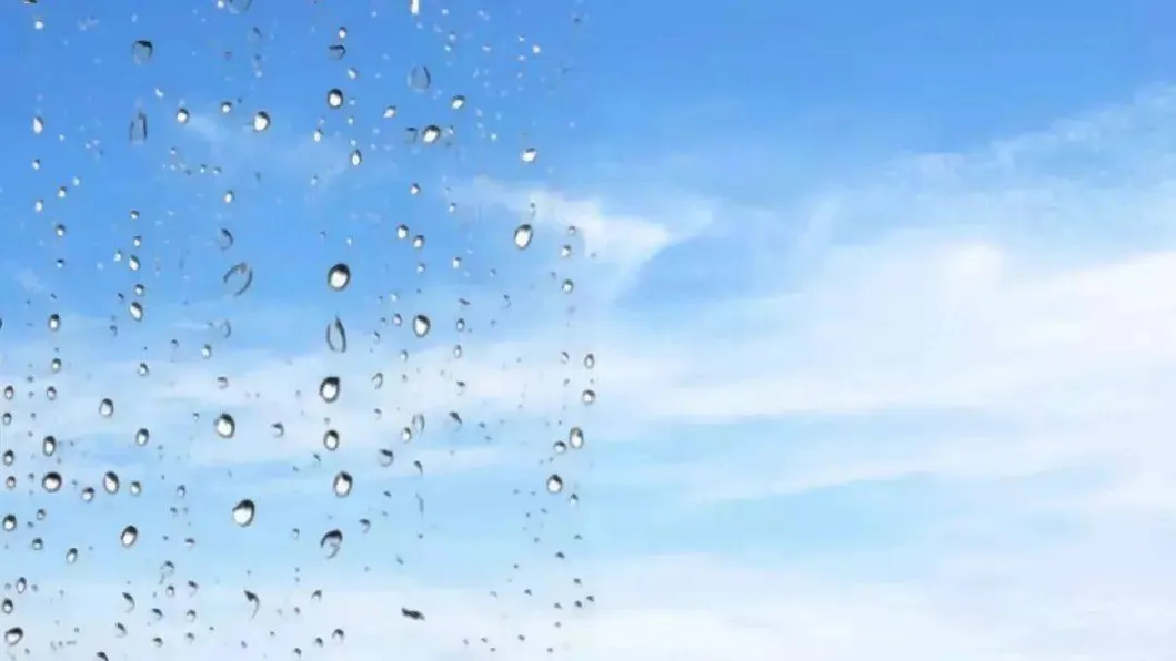 Self-cleaning comparison