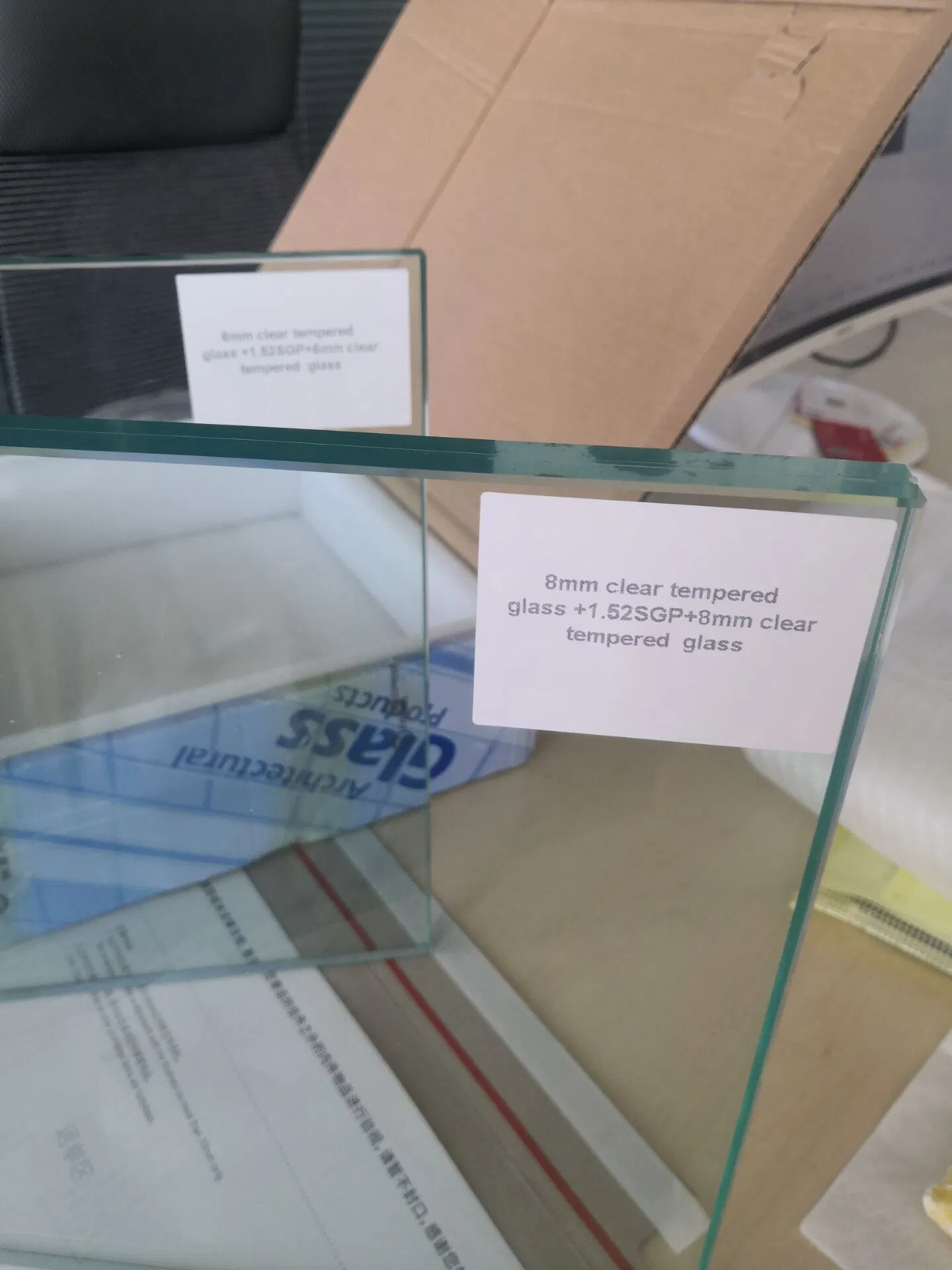 Tempered Laminated Glass with PVB/Sentry Glas Plus (SGP) Film Anti-Slip Glass Polished Edge for Staircase/Floor