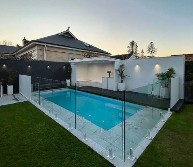 3mm -12mm Flat/Curved/Laminated/Thermal Insulation Building Solar Tempered Glass.