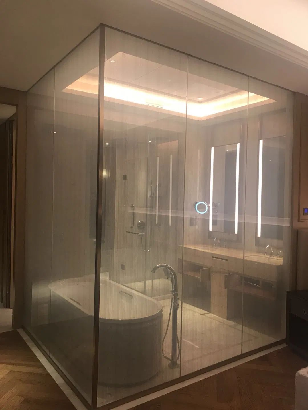 Self-Adhesive Liquid Crystal Smart Film Switchable LCD Smart Glass for Bathoom Office