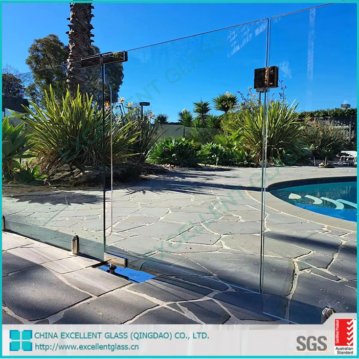 Railing Glass/Pool Fencing/Balustrade/Curved/Heart Soaked/Ultra Clear /Sgp/Laminated//Tempered/Toughened/Customized/Oversized/Fast Delivery Factory Price