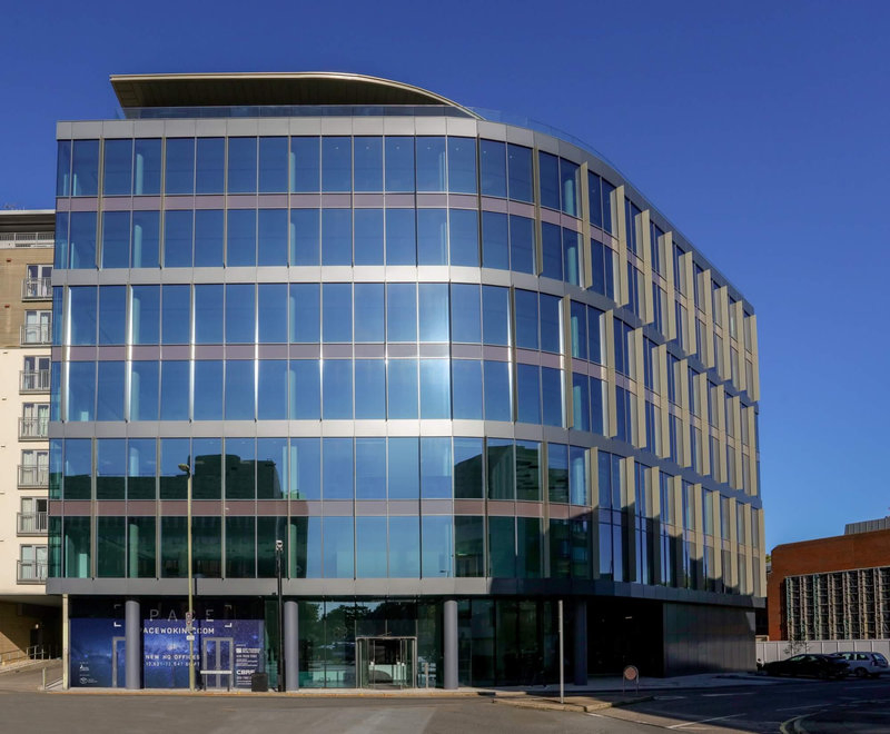 Tinted Tempered Glass for Solar Control &amp; Aesthetic Appeal