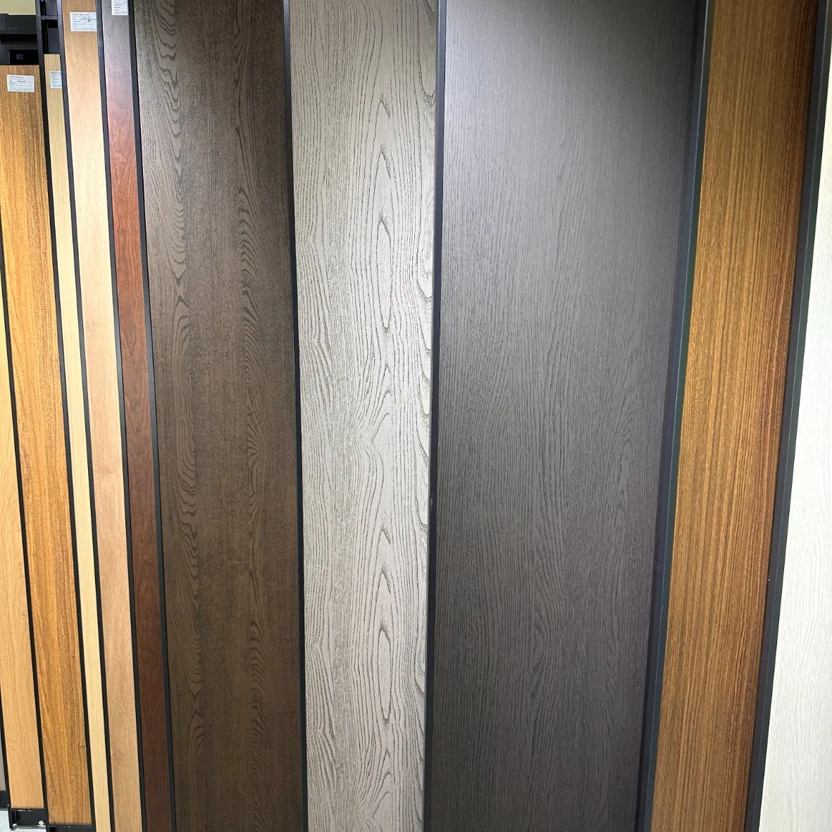 Stylish Designs Wood Grain Finished PVC Foam Board for Luxury Modern Home Decoration