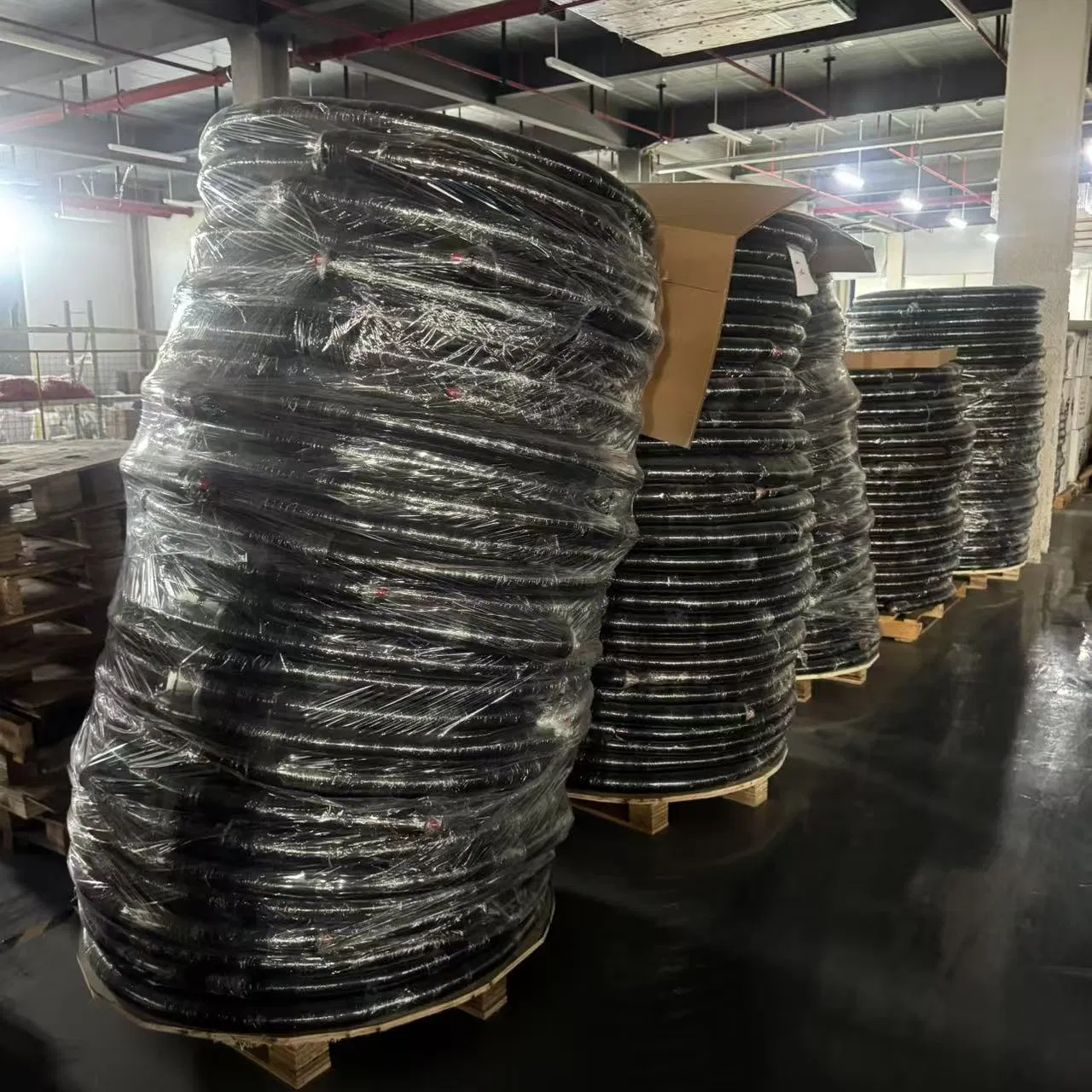 AC Lineset Insulation with. 55 Inch EPDM Refrigerant Line for Air Conditioner