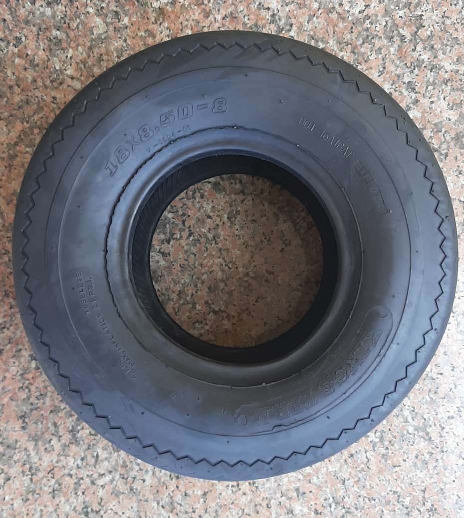 Golf Tire Detail 1
