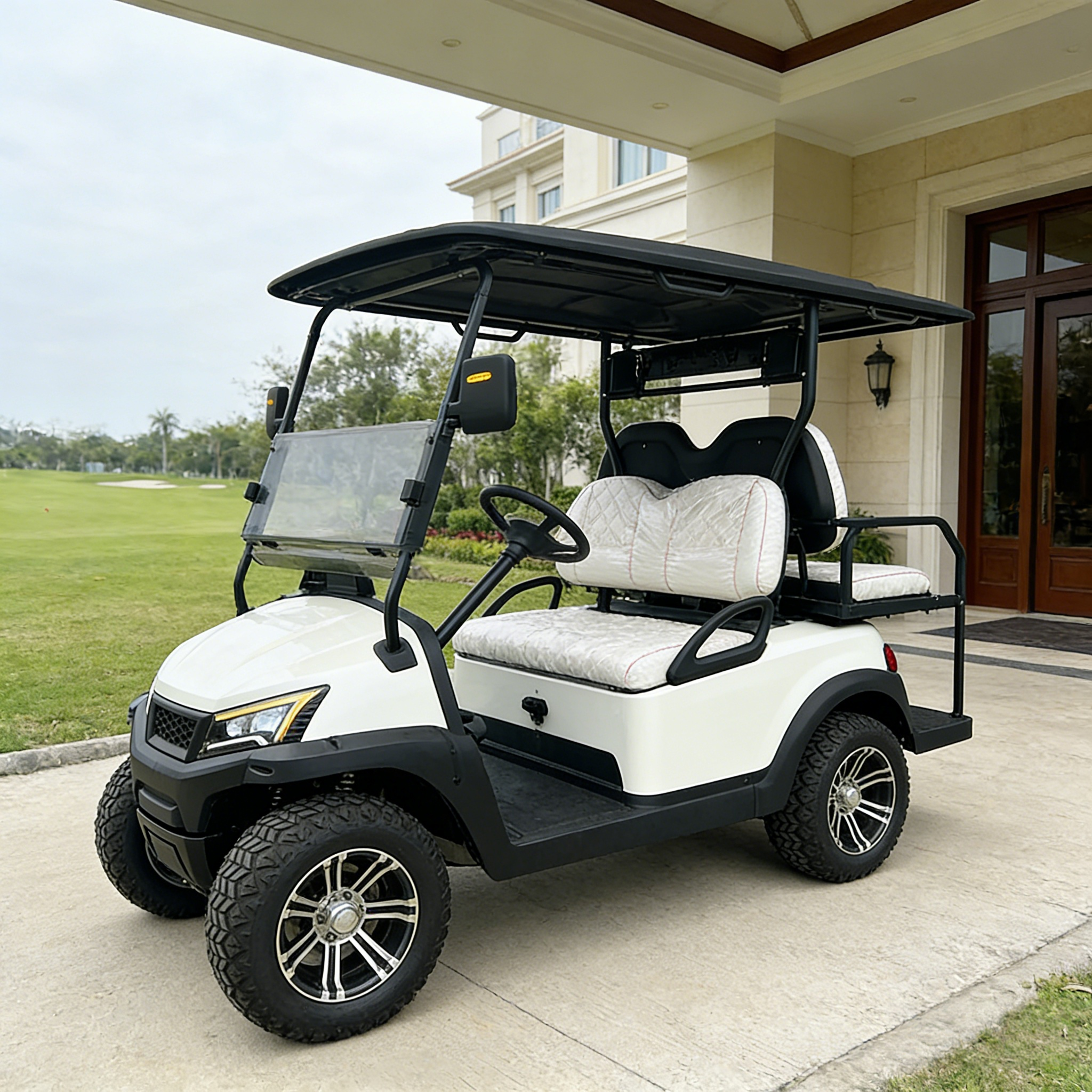 Four Passenger Golf Cart with 20-25 Hill Climb and 12 Inch Tires for Resort and Community