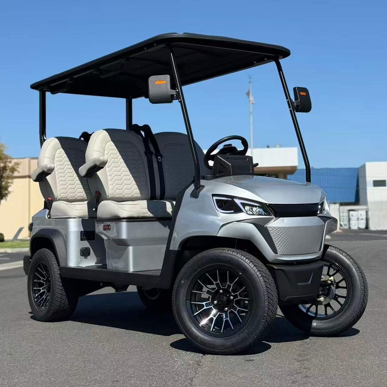 Multi-Seat Electric Golf Cart with Flexible Layout