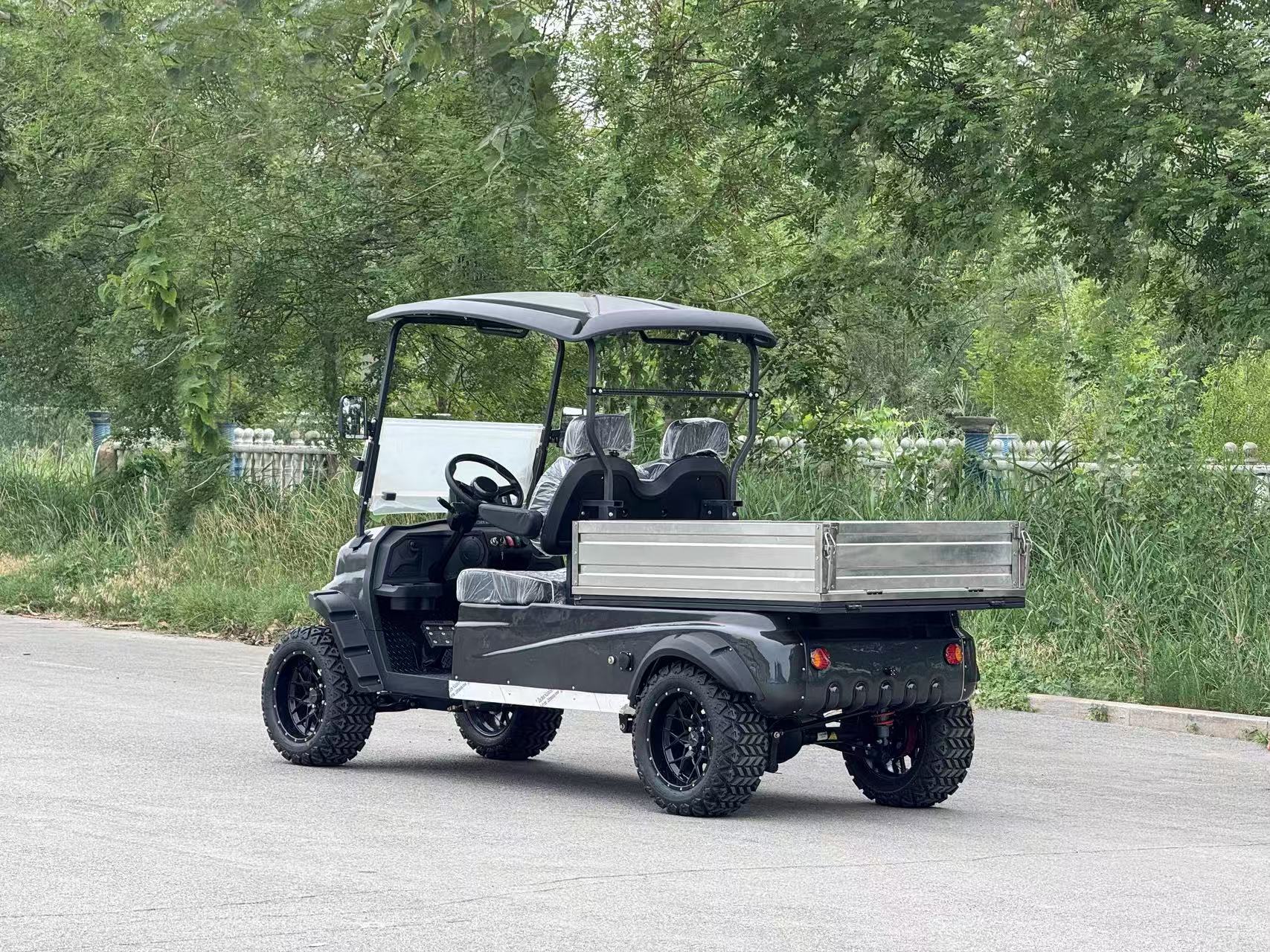 High-end Custom All Terrain Four-wheel Golf Hunting Car 2 Seater 72V Lithium Battery 4x4 Electric Golf Cart With Side Step