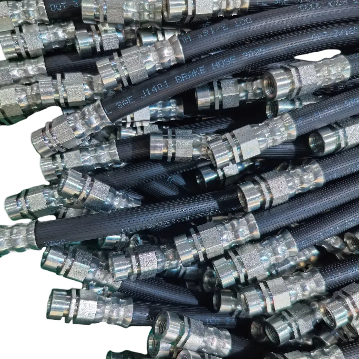 Ts16949 Certified OEM 1L0 611 701 Auto Replacement Hydraulic Brake Hose High Pressure Resistant &amp; Anti-Aging Golf Carts/Volvo Vehicle Parts &amp; Accessories