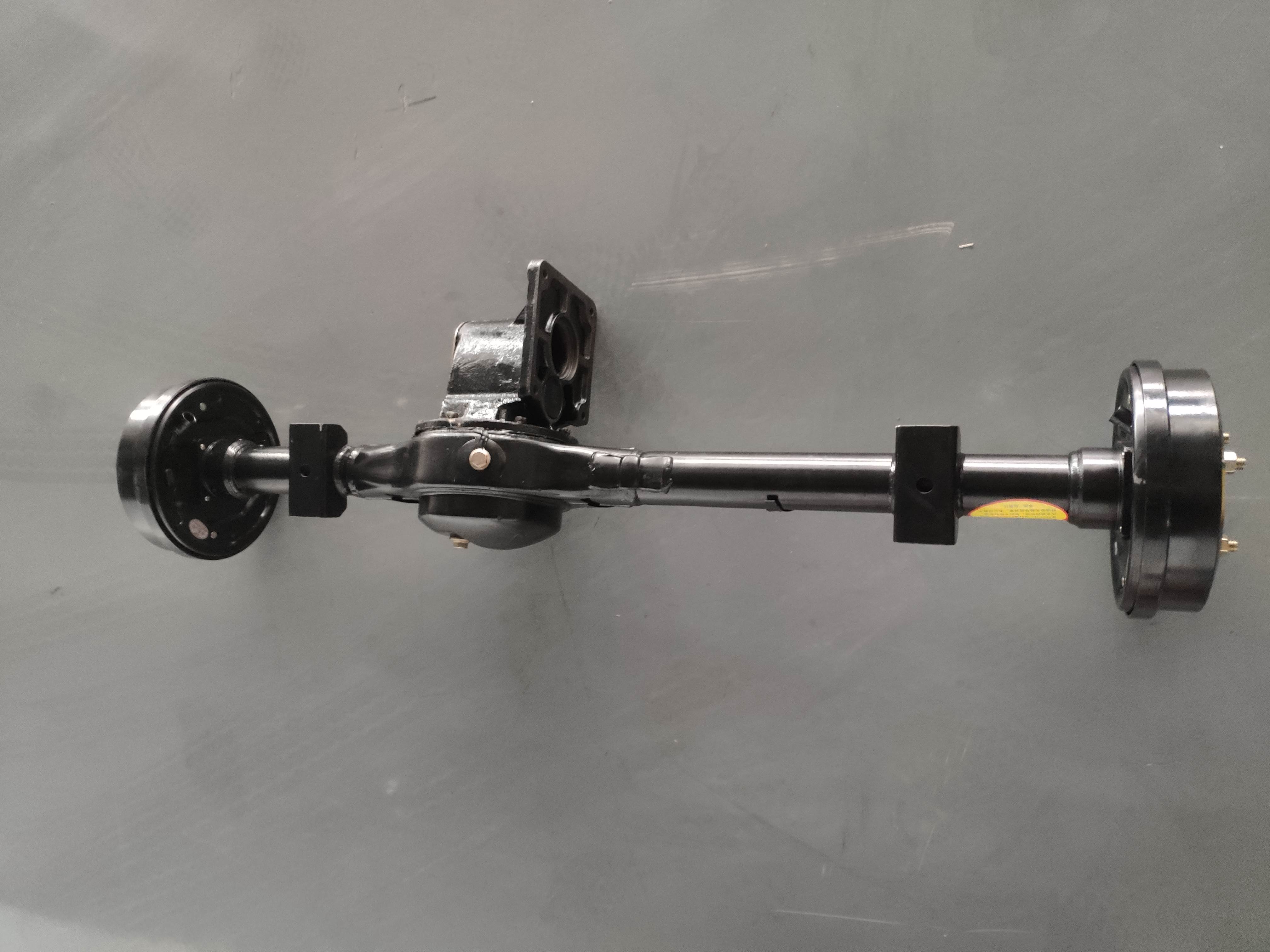 Rear Axle