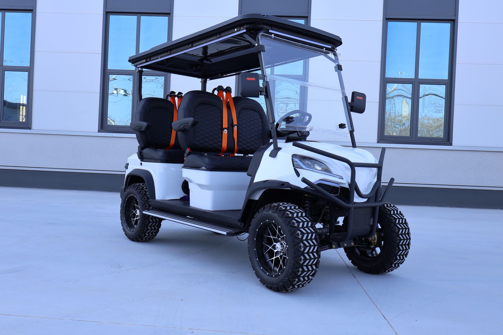 High Performance Customized Street Legal 4-Seater Electric Golf Cart Off Road Vehicle For All Terrain Outdoor Off Road Use
