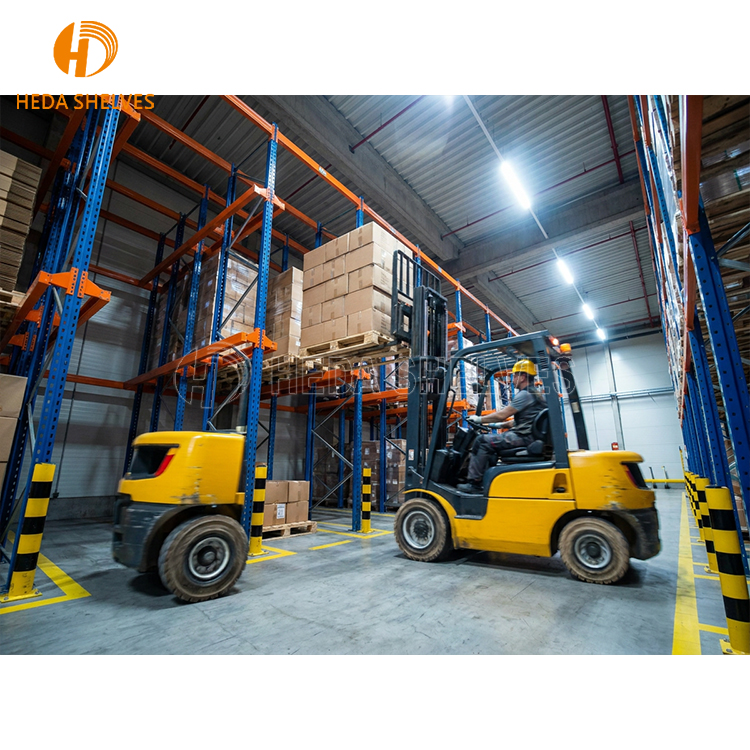 Heavy Duty Drive in Pallet Rack System Steel 4-Way Entry High Density Warehouse Storage Racking with Rail Guide Arms