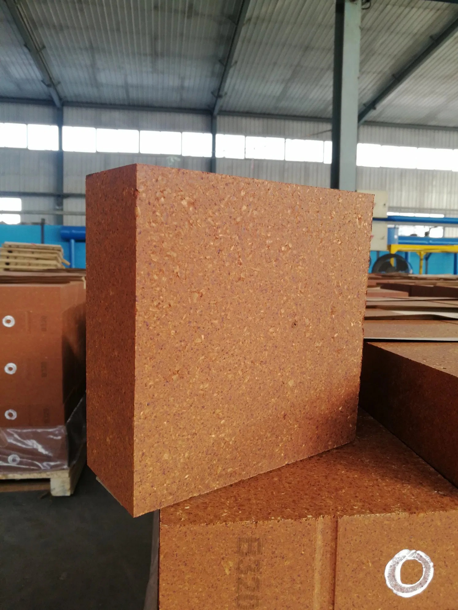 China factory refractory MTL-II for alternative fuel cement kiln