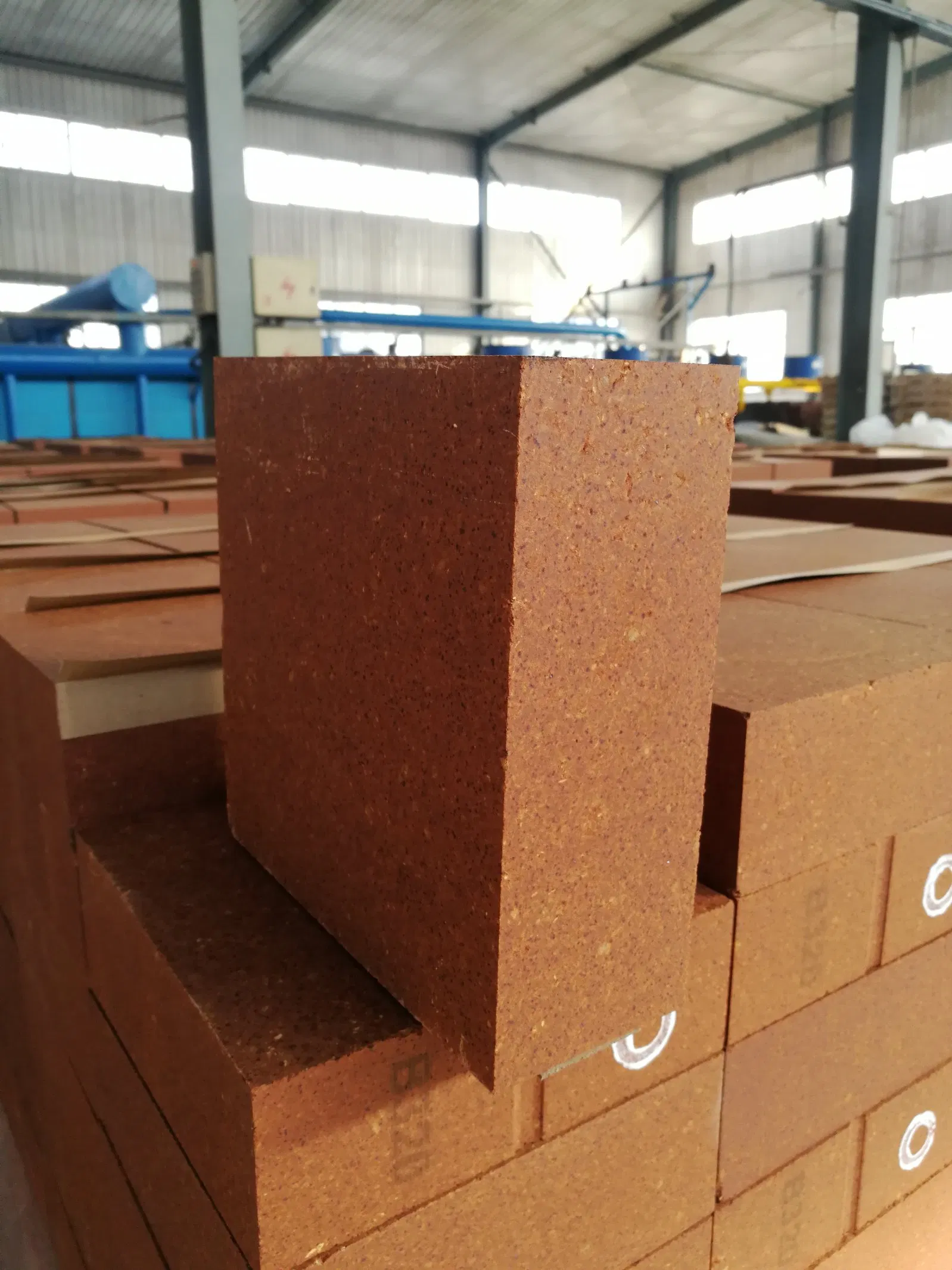 China factory refractory MTL-II for alternative fuel cement kiln