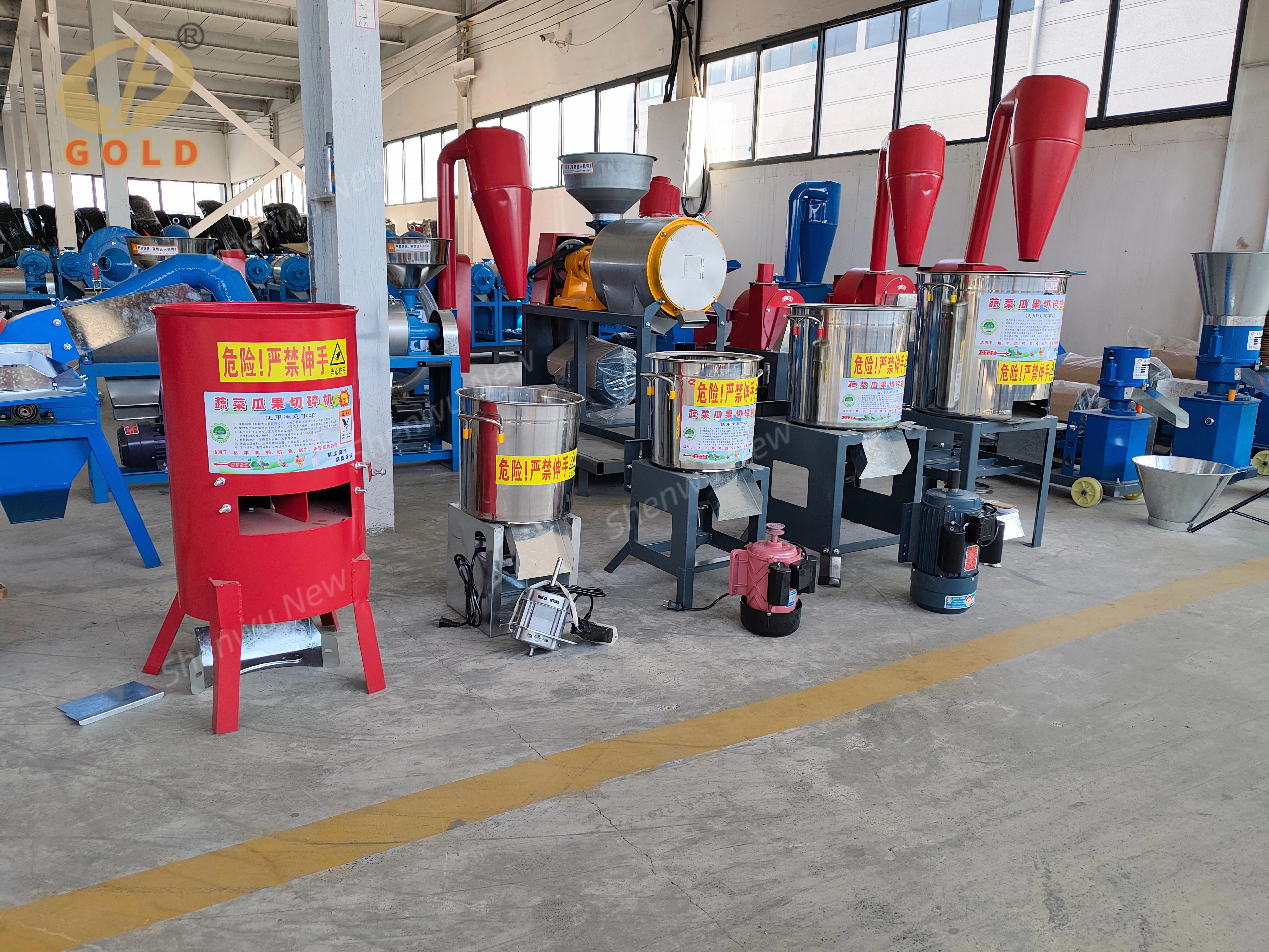 Efficient Chopper for Customizable Vegetable and Fruit Preparation Needs