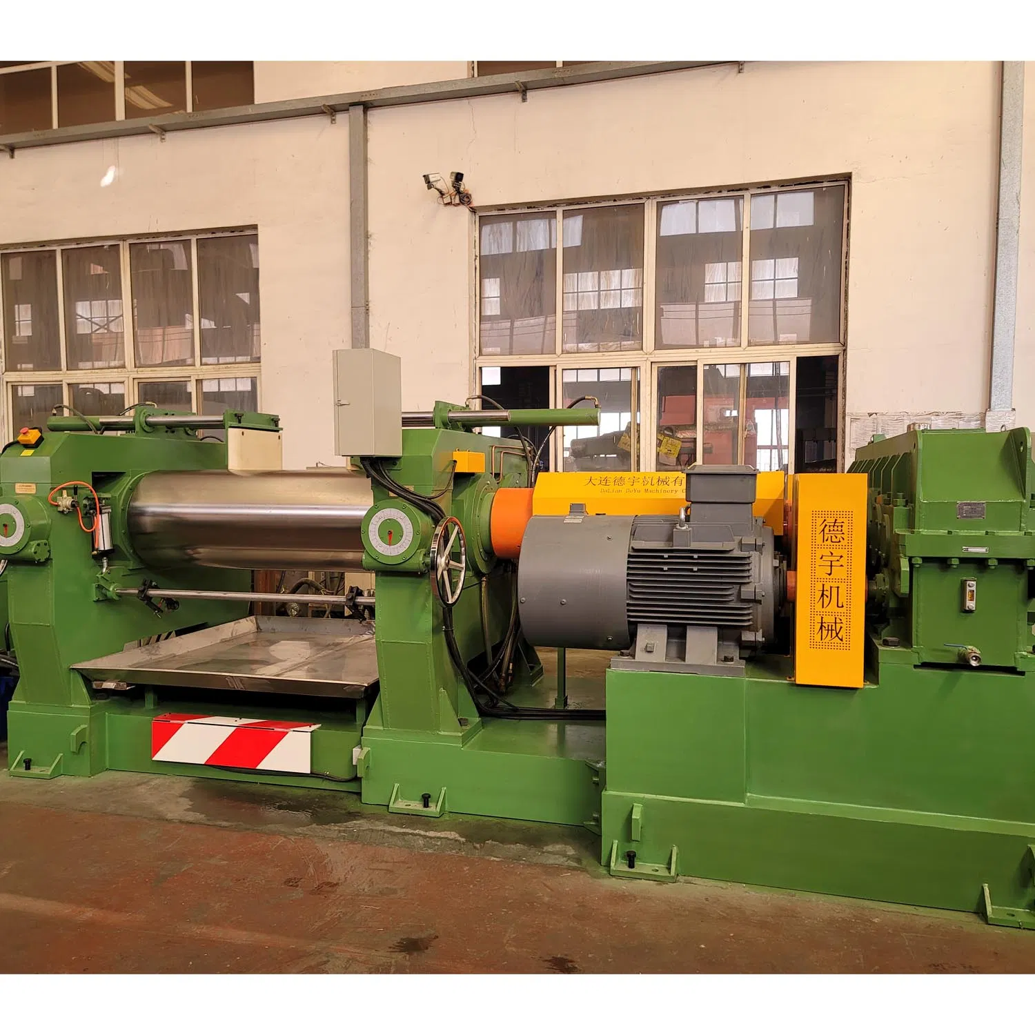 High Accuracy Rubber Compound Mixing Mill 6/14/16/18/22/24/26/28 Inch Xk-160 Xk-450/Xk-500/Xk-550/Xk-560/Xk-600