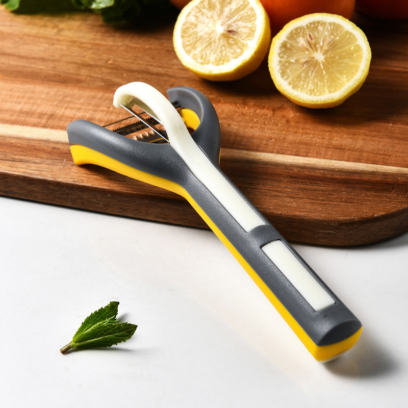 Kitchen Multi-Functional 3 in 1 Melon Paring Knife Peeler Grater Paring Knife