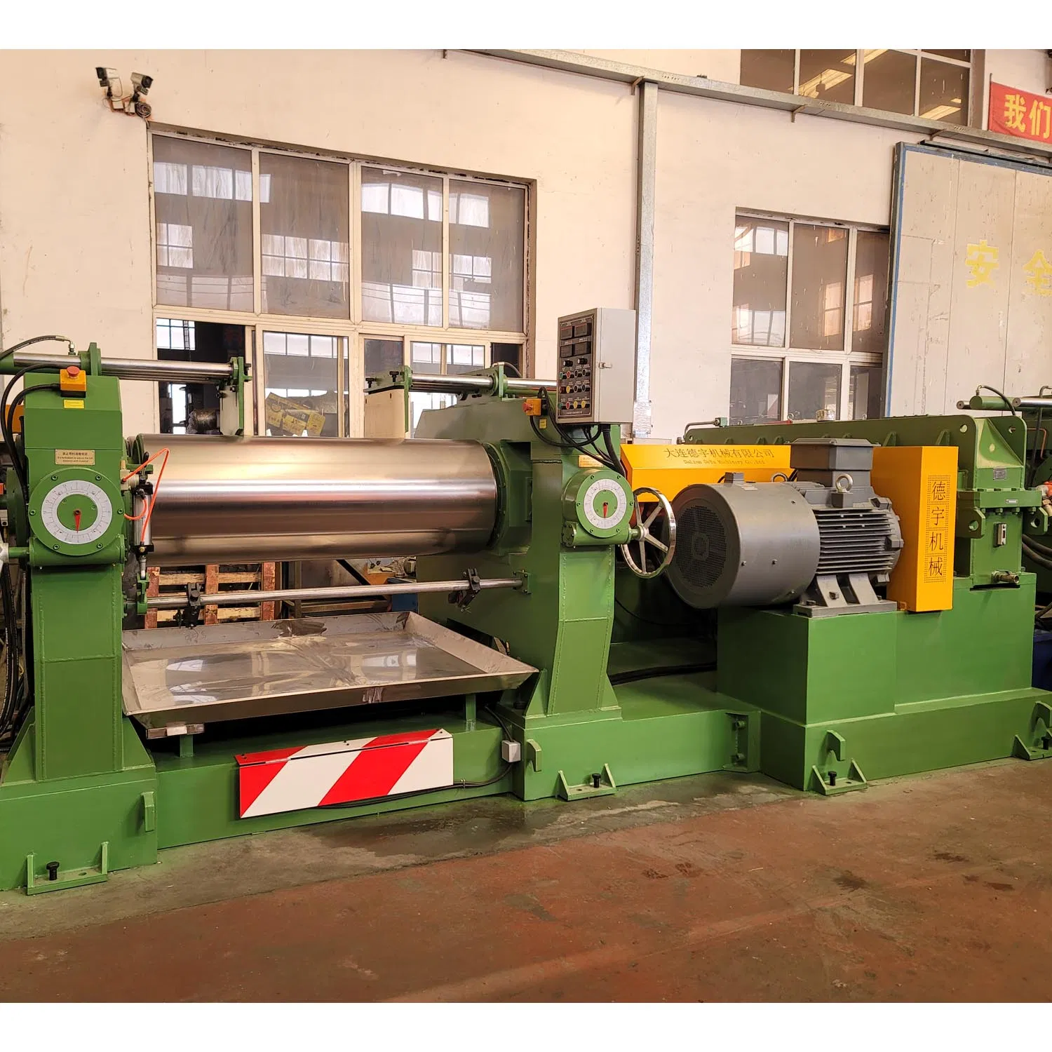 High Accuracy Rubber Compound Mixing Mill 6/14/16/18/22/24/26/28 Inch Xk-160 Xk-450/Xk-500/Xk-550/Xk-560/Xk-600