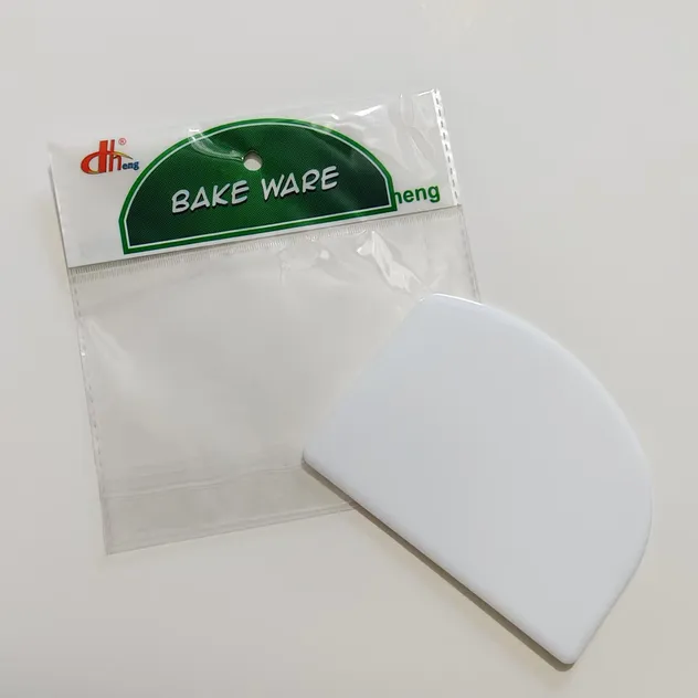 Spatula Cake Scraper 3