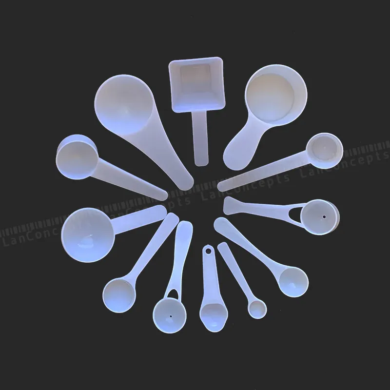18g Plastic Scoop