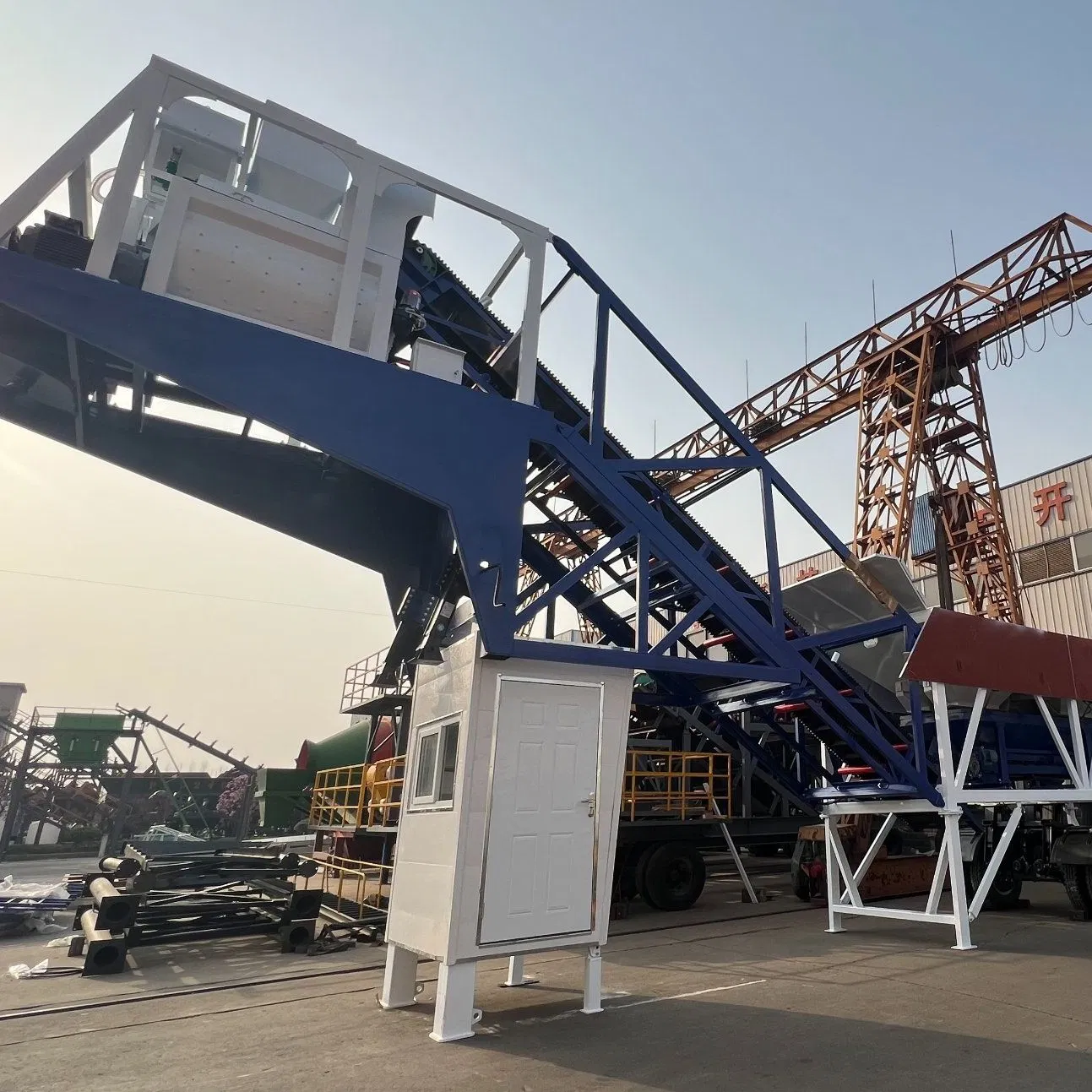 20/25/35/50/60/90/120m3/H Mobile Concrete Mixing Batching Plant for Sale Price
