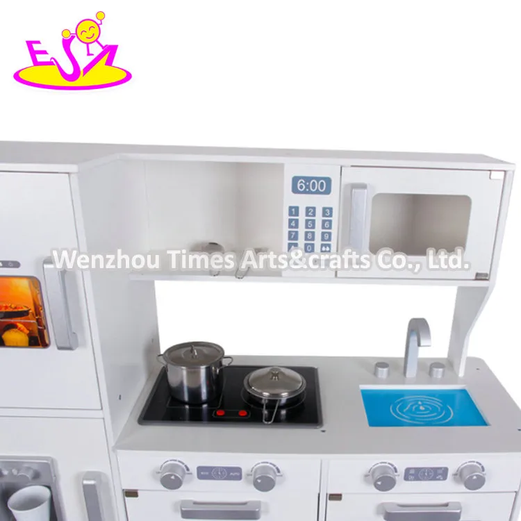 Wooden Kitchen Toy 2